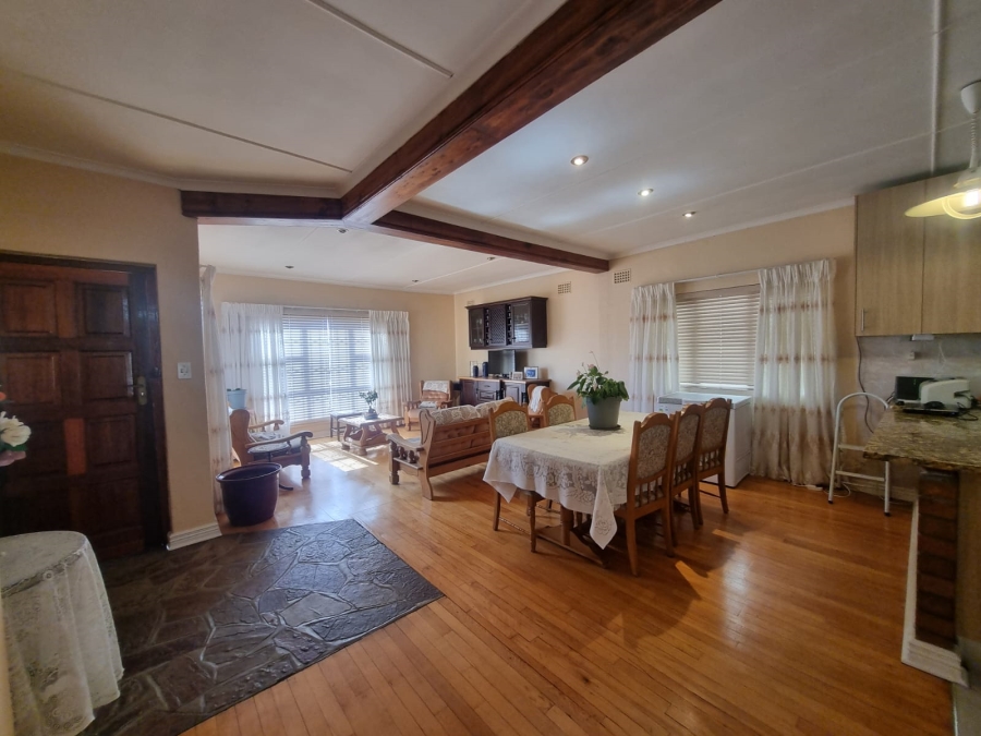 3 Bedroom Property for Sale in Churchill Estate Western Cape